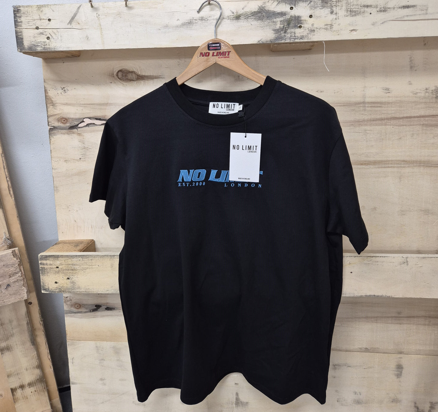 Men's Black Crew Neck T-shirt No Limit Essential Sport Logo tees