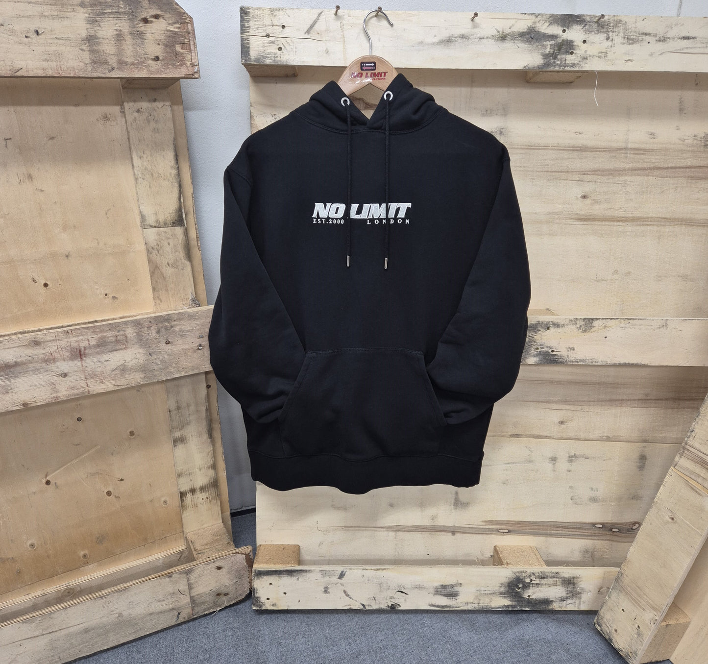 Men's Black hoodie Essential No Limit Logo Chest Embroidery