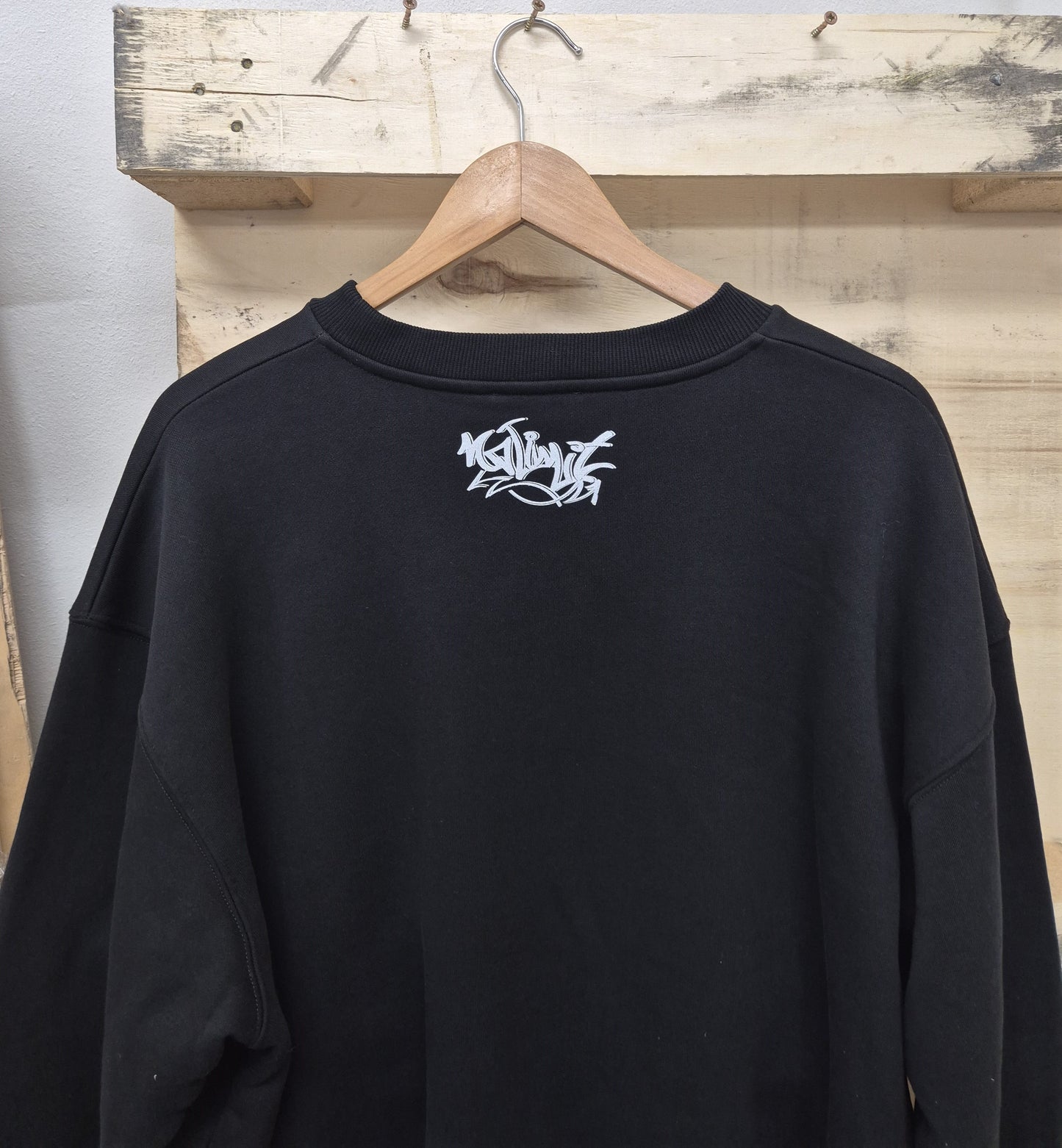 Men's No Limit Sweatshirt Graffiti Print Logo Essential
