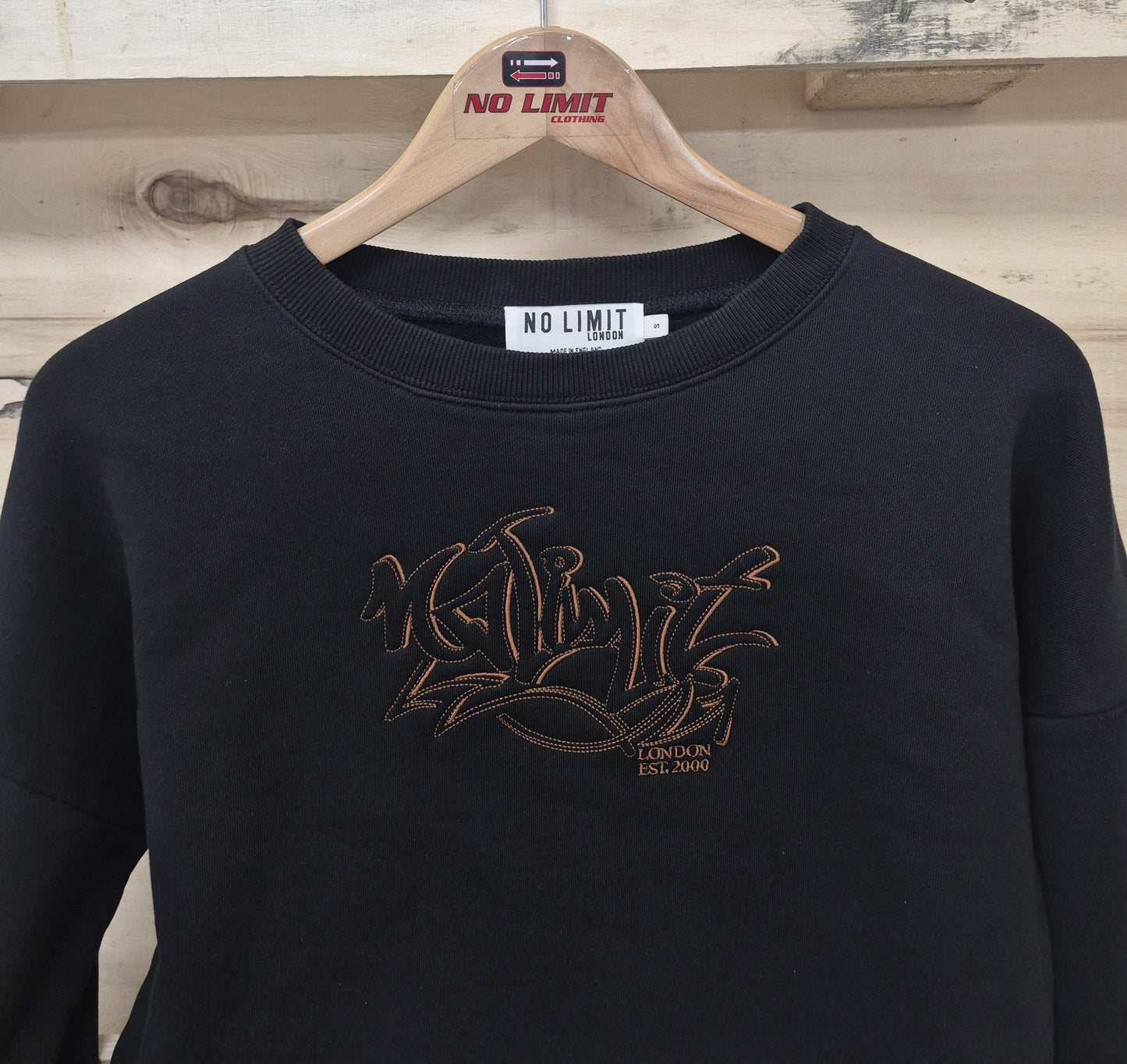 Women' Gym Workout Black Cropped pullover Sweatshirt No Limit
